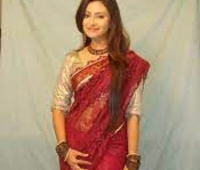Aleeza Khan