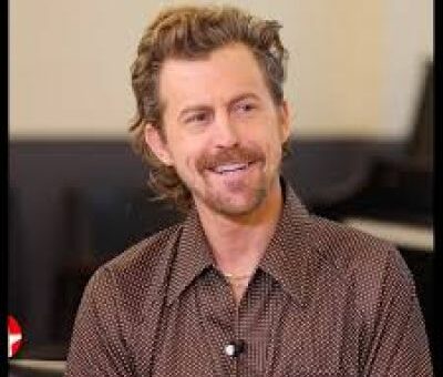 Alex Moffat