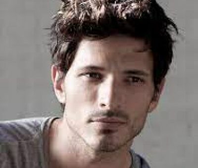 Andrés Velencoso