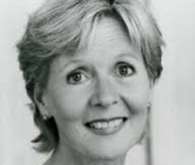 Angela Thorne