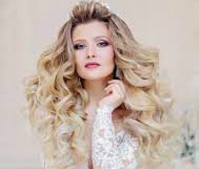 Anna Komarova