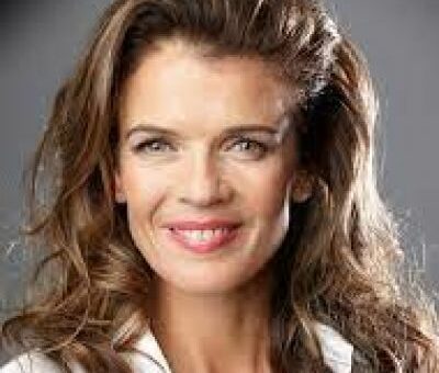 Annabel Croft