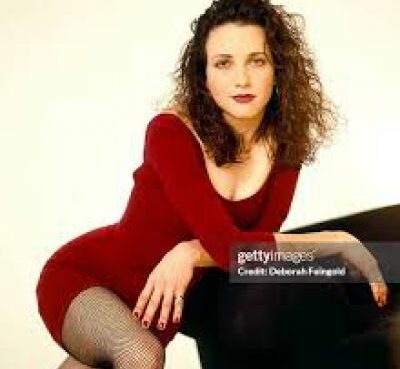 Bebe Neuwirth