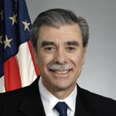 Carlos Gutiérrez