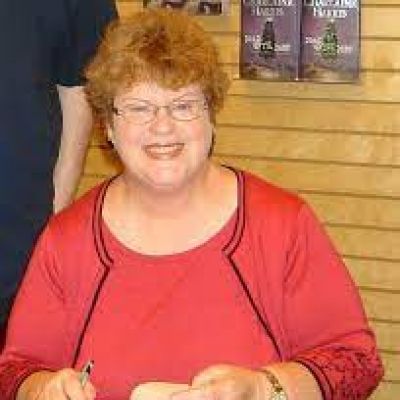 Charlaine Harris