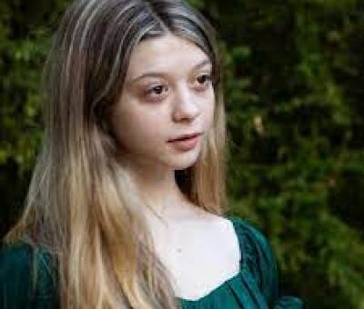 Chloe Perrin