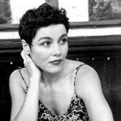 Christine Andreas