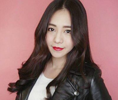 Claire Lee