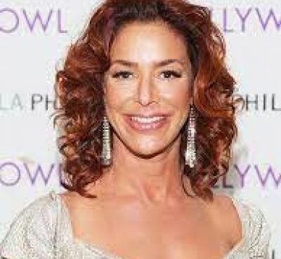 Claudia Wells