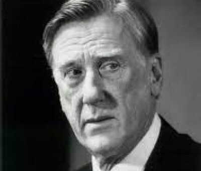 Donald Moffat