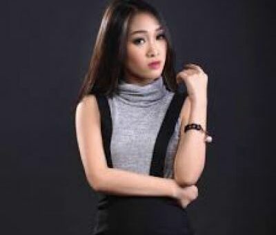 Felly Young