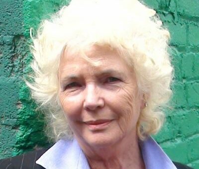 Fionnula Flanagan