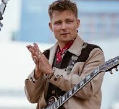 Frankie Ballard