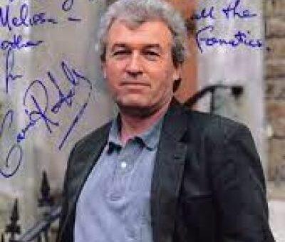 Gavin Richards