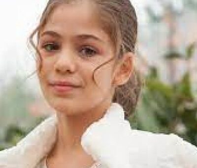 Isabella Damla Güvenilir