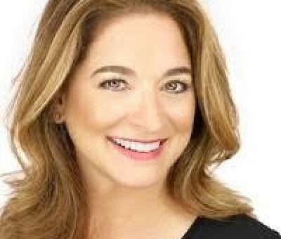 Jennifer Rowe