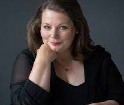 Joanna Scanlan