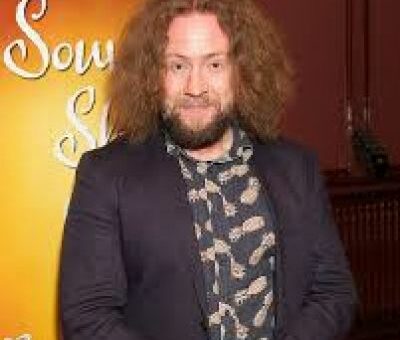 Justin Lee Collins