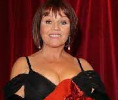 Lesley Dunlop
