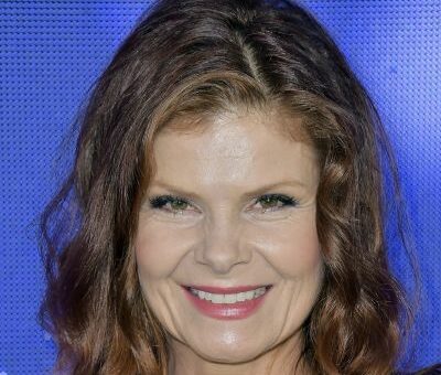 Lolita Davidovich