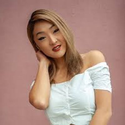 Lydia Paek