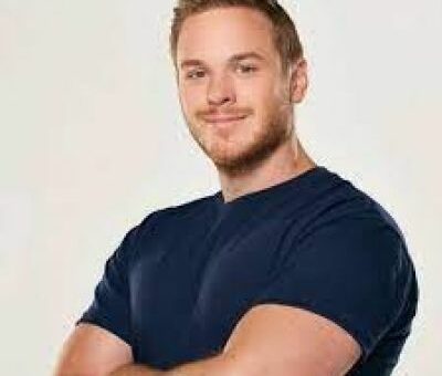 Mike Holmes Jr.