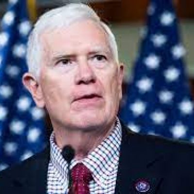 Mo Brooks