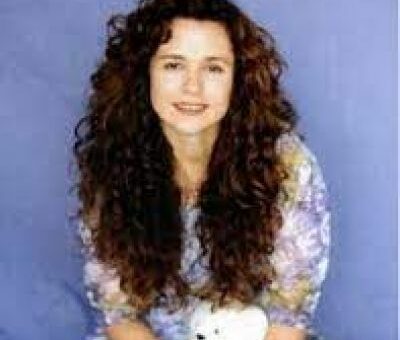 Nicolette Larson