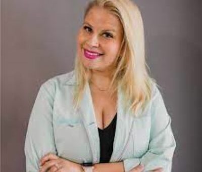 Paula Camaros