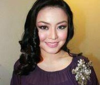 Queennera Francine