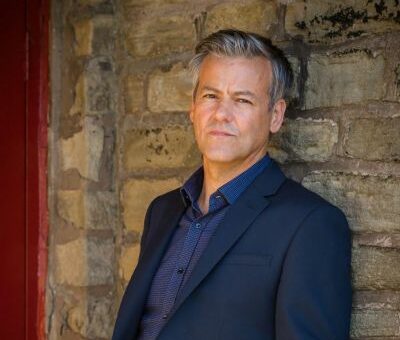 Rupert Graves