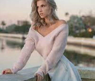 Samantha Knezel