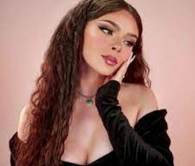 Samantha Lux