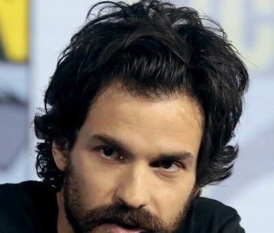 Santiago Cabrera