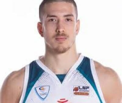 Stefan Nikolić