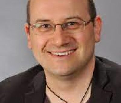 Steven Mills