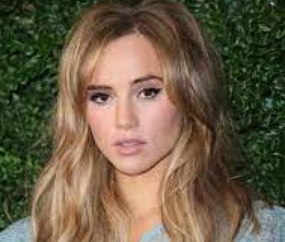 Suki Waterhouse