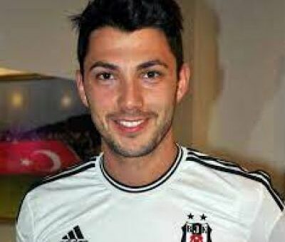 Tolgay Arslan