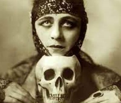 Valeska Suratt