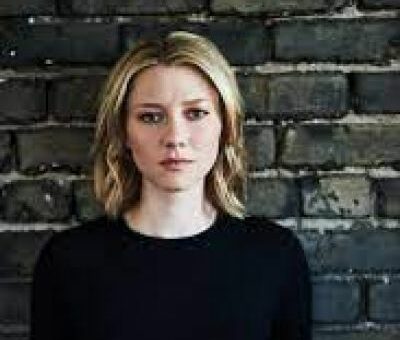 Valorie Curry