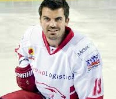 Aaron Nell