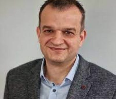 Adrian Toth
