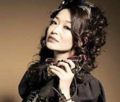 Aki Hata