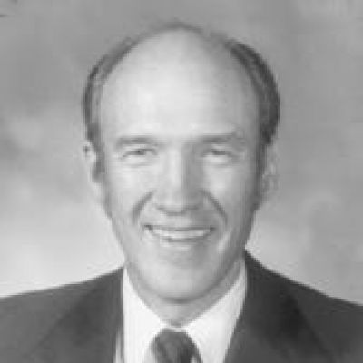 Alan K. Simpson