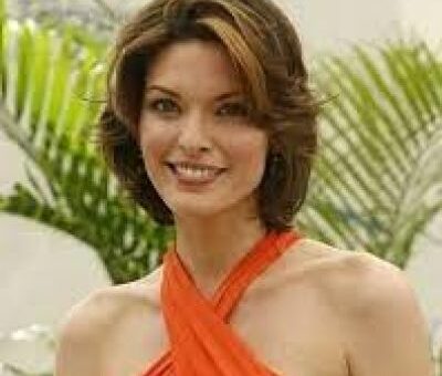 Alana de la Garza