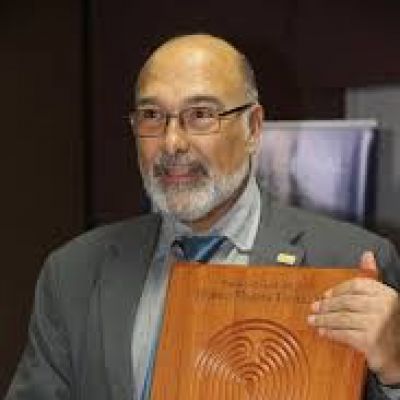 Alberto Salom Echeverría