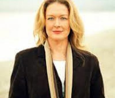 Amy Wallace