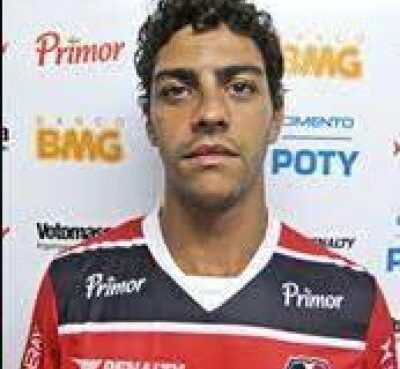 Andre Farias Oliveira