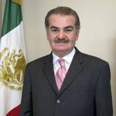 Carlos Flores Vizcarra