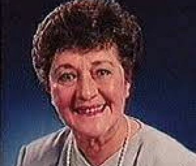 Claire Vaive
